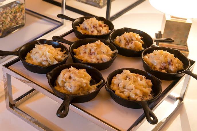Mac + Cheese Skillets at a White House Correspondence after party